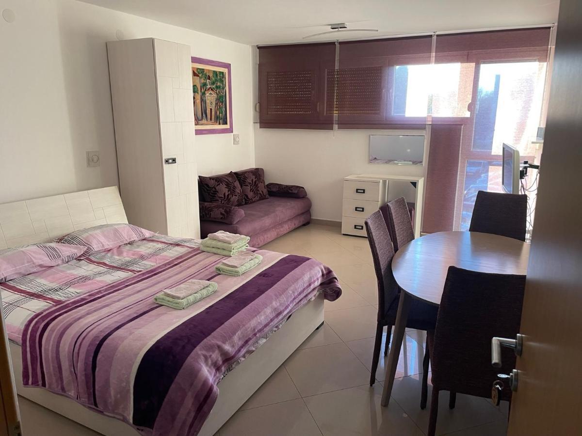 Town Center Apartments Zára Kültér fotó